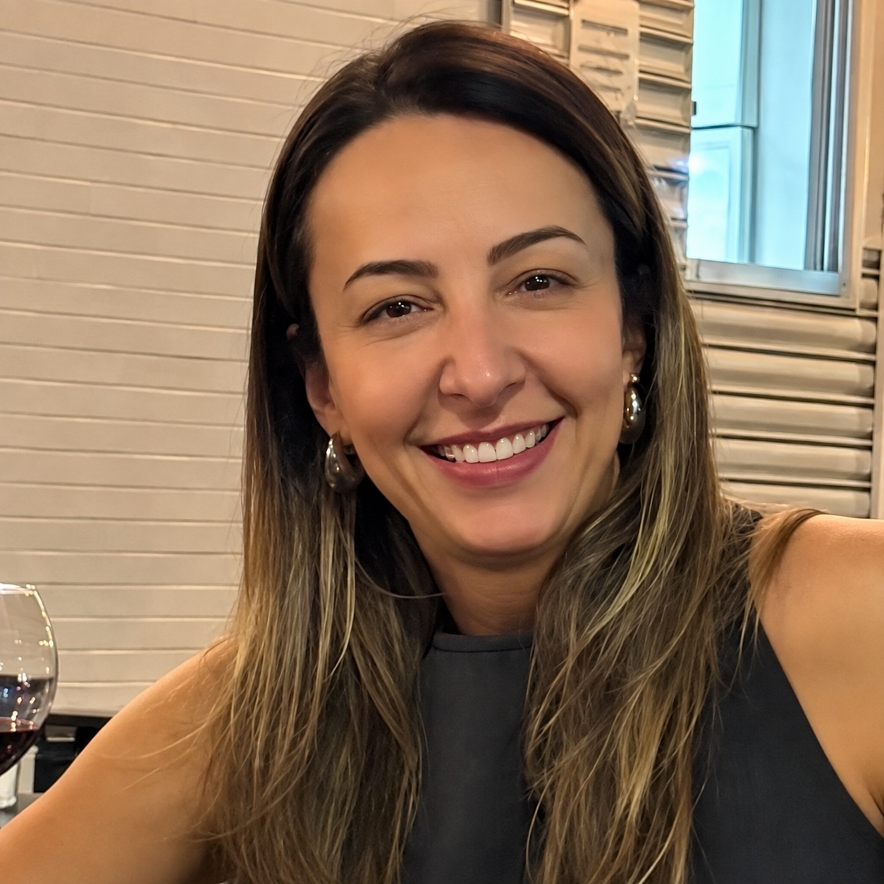 Dra. Carla Caparroz Branco